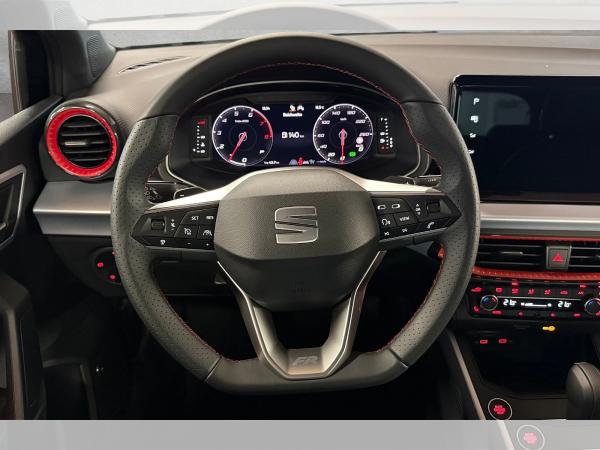 Seat Arona 1.0 TSI FR DSG LED Navi ACC RFK ACC AUT LM