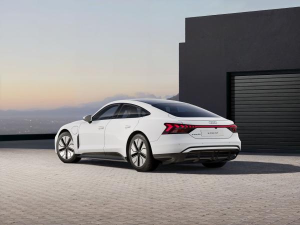 Audi e-tron GT quattro  370kW❗️  AB JULI VERFÜGBAR🚀