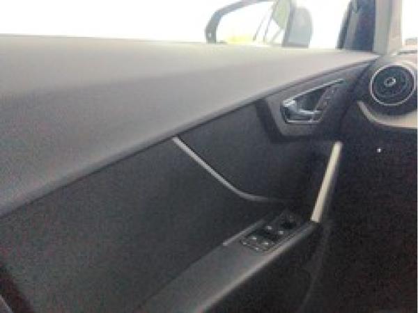 Audi Q2 Advanced 30 TFSI AHK