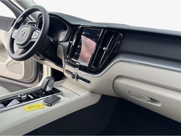 Volvo XC60 B5 B AWD Core*SOFORT!!!*INKL. FRACHT!!!*