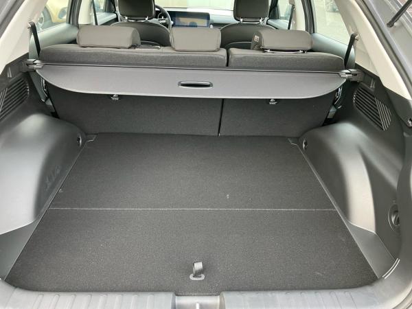 Hyundai IONIQ 5 63kWh 125 kW Heckantrieb *Basis *Wärmepumpe