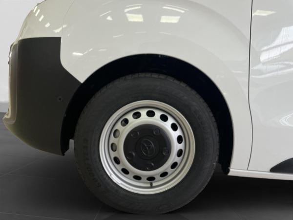 Toyota Proace 120 PS L1 Meister Navi (Flügeltüren/verglast) ⏰⏰Engelbart-Aktion bis 30.04.2026⏰⏰