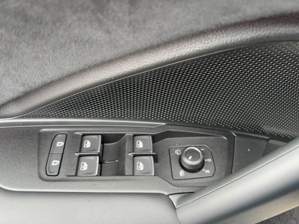 Volkswagen Tayron R-Line 2,0 l TDI SCR 4MOTION DSG