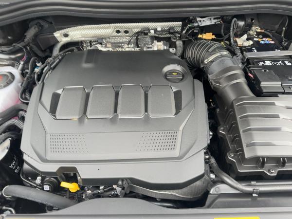 Volkswagen Tayron R-Line 2,0 l TDI SCR 4MOTION DSG