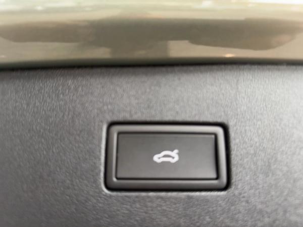 Volkswagen Tayron R-Line 2,0 l TDI SCR 4MOTION DSG