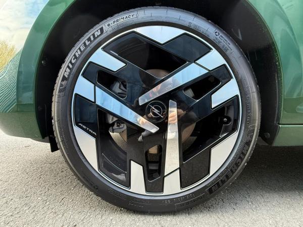 Opel Astra Sports Tourer electric Ultimate ⚡Vorführwagendeal⚡
