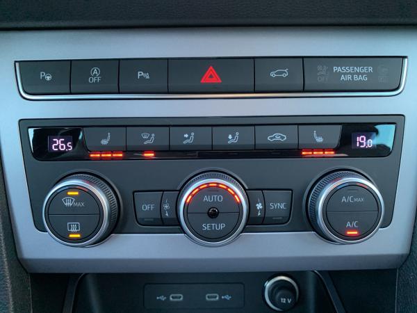 Seat Ateca FR TSI 110 kW (150 PS) 7-Gang DSG;Frühlingsdeal!!!;AHZV;Navi;elektr.Heckklappe uvm.