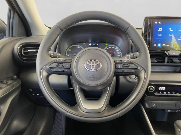Toyota Yaris 1,5 Hybrid Business  🚀​🚀
