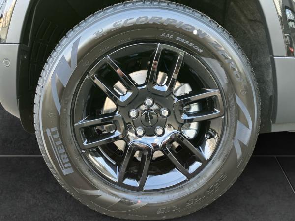 Land Rover Defender 90 D200 AWD S - Verfügbar Juni 2026 - 5 Jahre Garantie Land Rover Defender 90 D200 AWD S - Verfügbar Juni 2026 - 5 Jahre Garantie