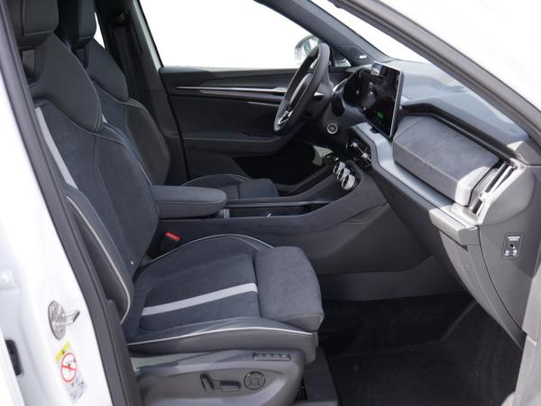 Skoda Kodiaq 1.5 TSI iV Sportline HYBRID DCC NAVI AHK LED *1007*