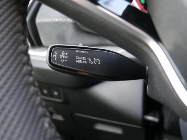 Skoda Kodiaq 1.5 TSI iV Sportline HYBRID DCC NAVI AHK LED *1007*