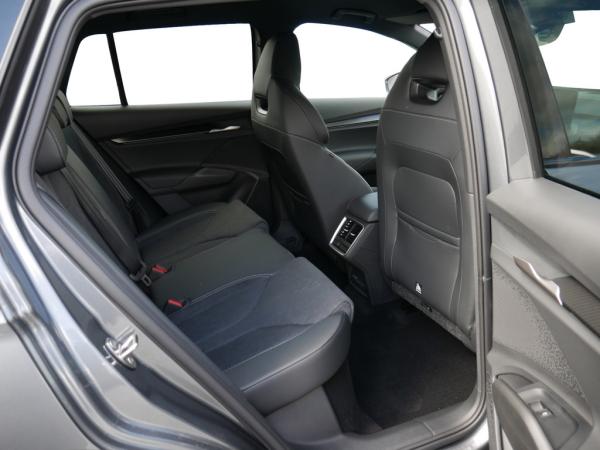 Skoda Elroq 85 Sportline SHZ NAVI AHK ACC MATRIX-LED *1001*