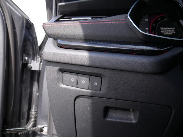 Skoda Octavia Combi 2.0 TSI DSG RS NVI AHK MATRIX *920*