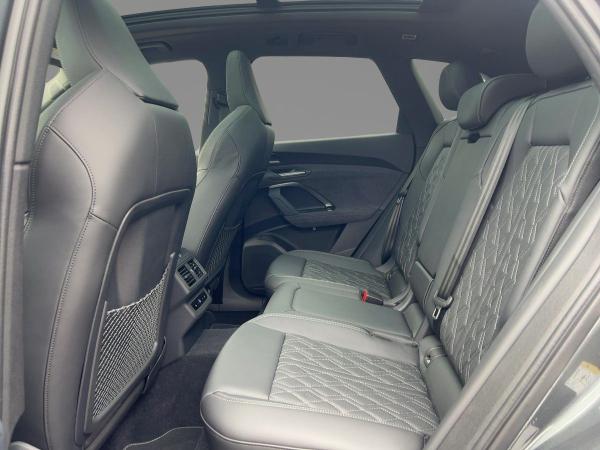 Audi Q5 TDI quattro S tronic S line Pano Standhzg