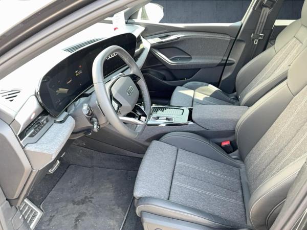 Audi Q6 e-tron Q6 SUV e-tron AHK 20 Matrix ACC 360 4xSHZ Keyless