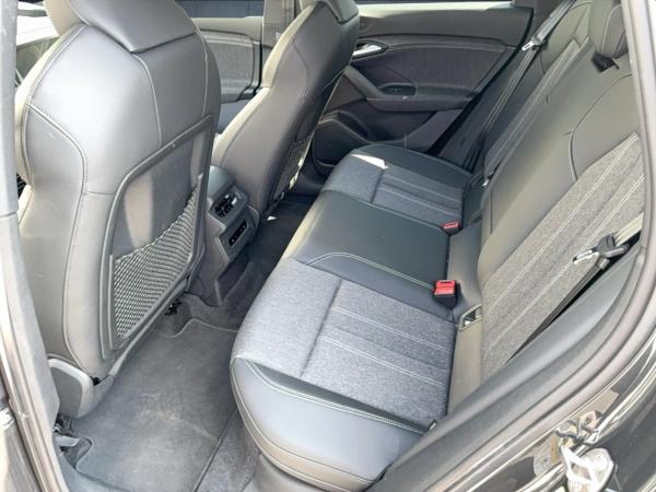 Audi Q6 e-tron Q6 SUV e-tron AHK 20 Matrix ACC 360 4xSHZ Keyless