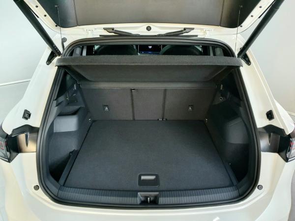 Volkswagen Tiguan R-Line 2.0 l TDI 4M *AHK/KAM/SHZ/Pano* (Ulm)