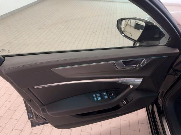 Audi A6 TFSI e Design 50 e qu.S tr. NAVI RFK LED