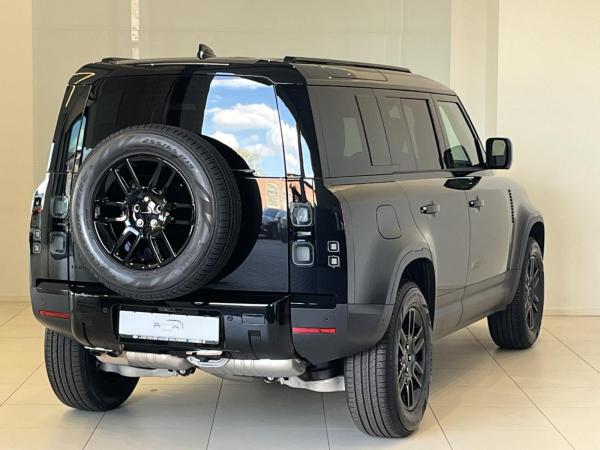 Land Rover Defender D200 S AHK, PANO & BLACK PACK