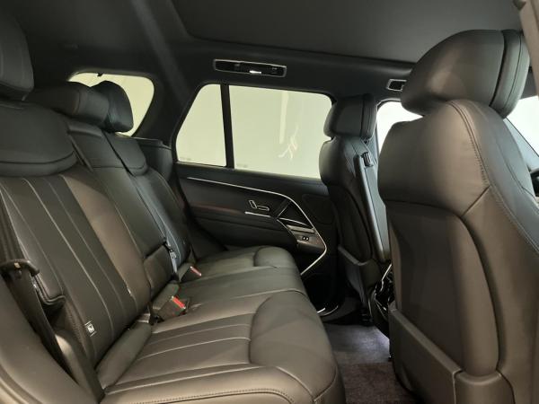 Land Rover Range Rover 3.0 P460e HSE