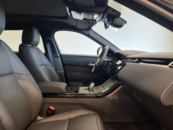 Land Rover Range Rover Velar D200 Dynamic SE Winter-Paket & 20" Räder