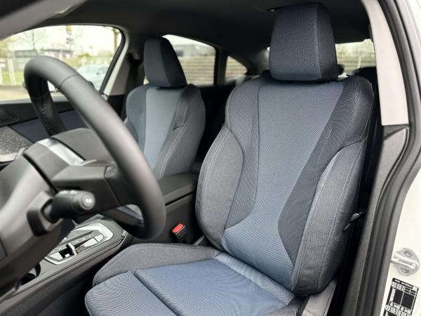 BMW 220 Gran Coupé DAB LED Komfortzg. Parkassistent