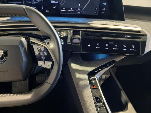 Peugeot 3008 1.2 WirelessCharging,Navi,Rückfahrkamera
