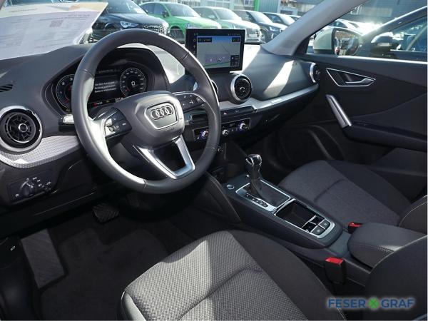 Audi Q2 35 TDI LED/Navi/AHK/R-Kamera/Sportsitze/18
