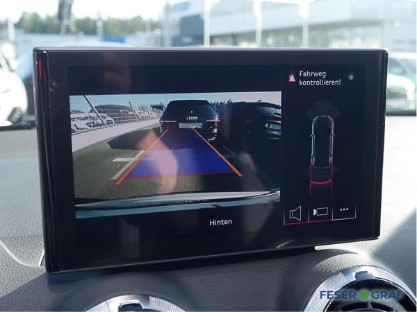 Audi Q2 35 TDI LED/Navi/AHK/R-Kamera/Sportsitze/18