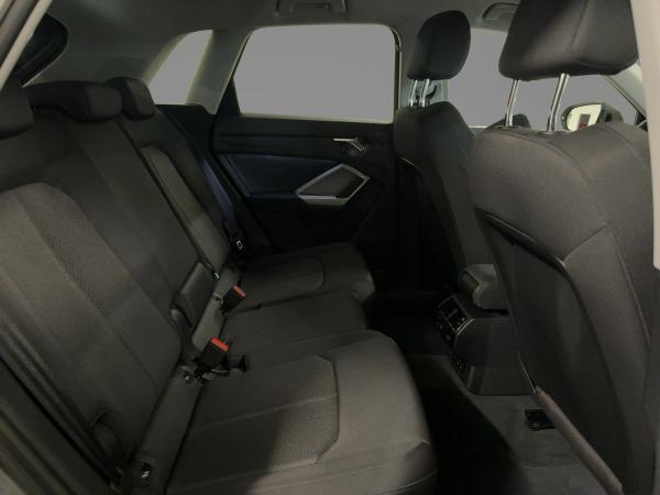 Audi Q3 advanced 35 TFSI S tronic LED AHK NAVI