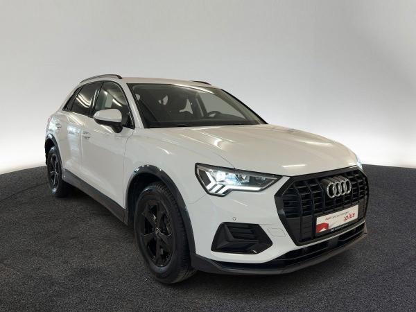 Audi Q3 advanced 35 TFSI S tr. AHK LED NAVI PDC