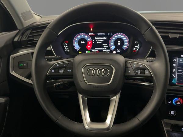 Audi Q3 advanced 35 TFSI S tronic LED AHK NAVI