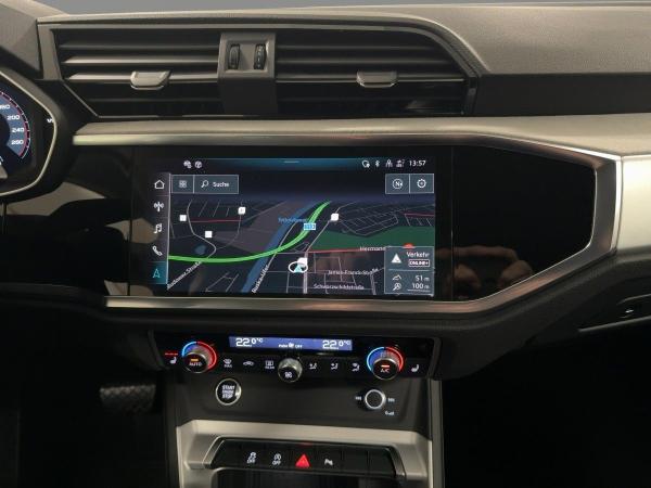 Audi Q3 advanced 35 TFSI S tr. AHK LED NAVI PDC