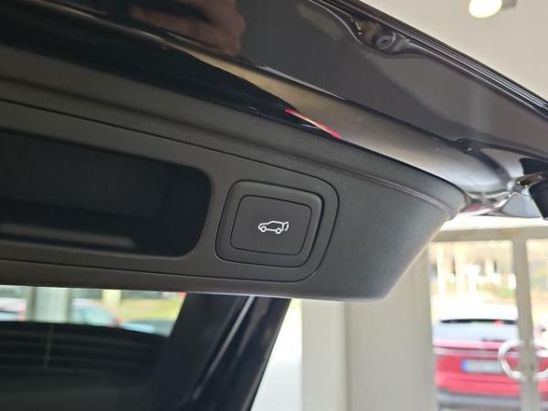 MG HS PHEV LUXURY LED NAVI PDC "FINANZIERUNGSKAUF"