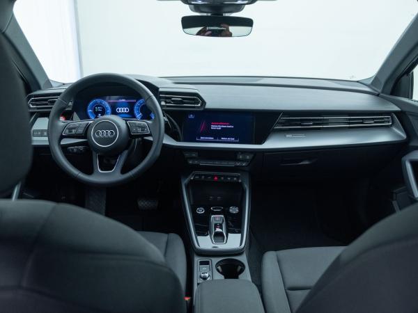 Audi A3 Sportback 1.5 TFSI e *S-LINE*LED*RFK*NAV*APP*