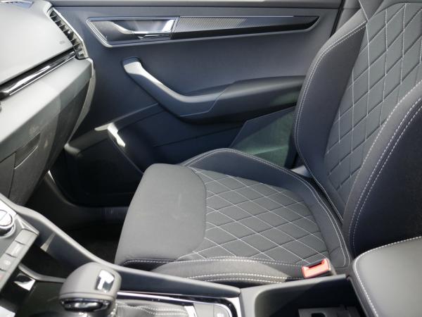 Skoda Karoq 1.5 TSI DSG Sportline AHK PANO  MATRIX *853*