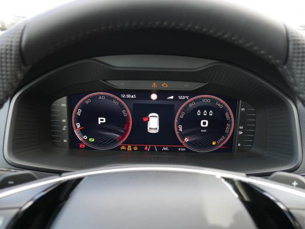 Skoda Karoq 1.5 TSI DSG Sportline AHK PANO  MATRIX *853*