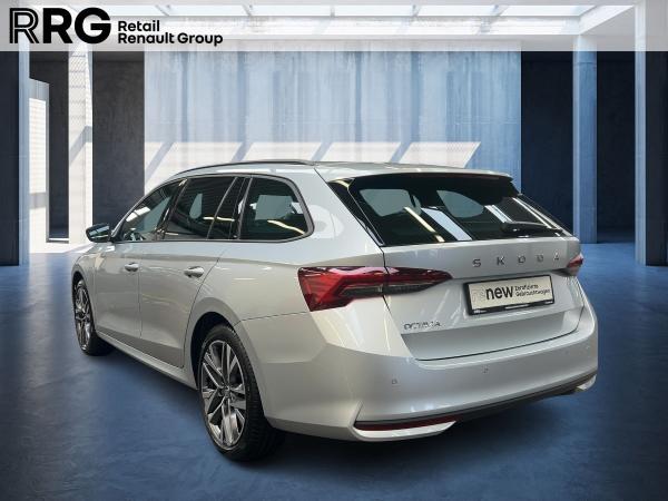Skoda Octavia COMBI 2.0 TDI SELEKTION DSG AHK PANORAMA