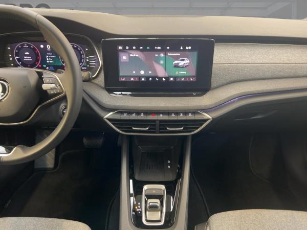 Skoda Octavia COMBI 2.0 TDI SELEKTION DSG AHK PANORAMA