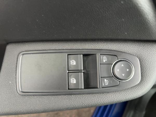 Renault Clio 1.0 TCe 90 Equilibre - SOFORT VERFÜGBAR - OHNE EINMALIGE KOSTEN