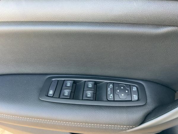 Renault Megane Grandtour dCi 115 Intens SHZ PDC LED