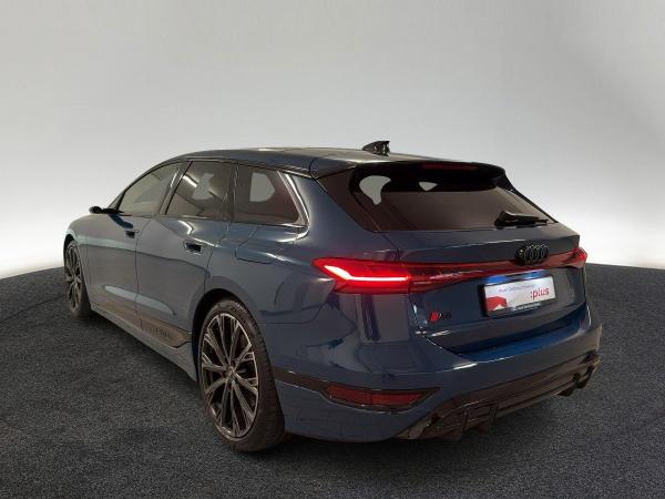 Audi A6 e-tron A6 Avant e-tron edition one blue performance HUD
