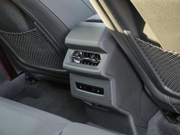 Audi Q6 e-tron Q6 SUV e-tron quattro S line Air*Matrix*B&O*HuD Audi Q6 e-tron Q6 SUV e-tron quattro S line Air*Matrix*B&O*HuD