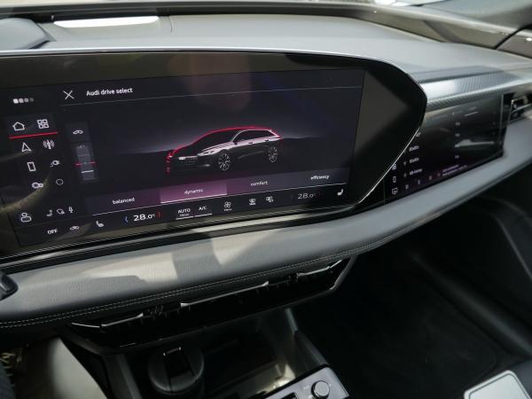 Audi A6 e-tron A6 Avant e-tron S line 0,25%*Air*HuD*B&O*AHK*360°