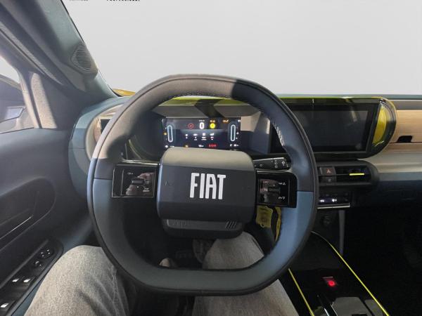 Fiat Grande Panda 1.2 Hybrid eDCT La Prima