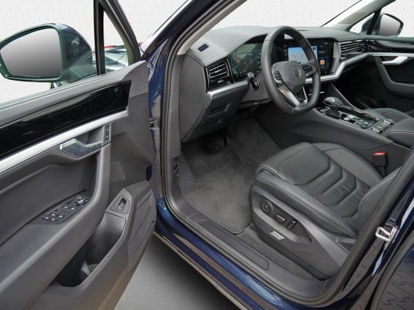 Volkswagen Touareg 3.0 TDI AHK*LED*Luftfederung*ACC*LEDER*
