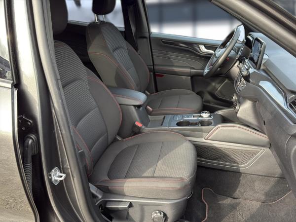 Ford Kuga Plug-In Hybrid ST-Line Sportpaket Bluetooth