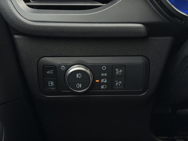 Ford Kuga Plug-In Hybrid ST-Line Sportpaket Bluetooth