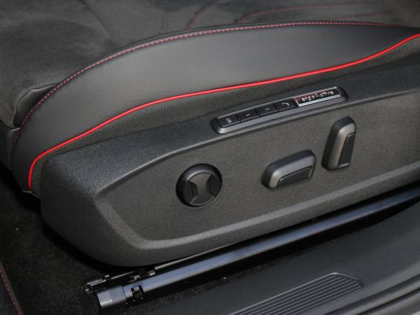 Volkswagen ID.5 GTX +0,25 STEUER+MAX:526KM+