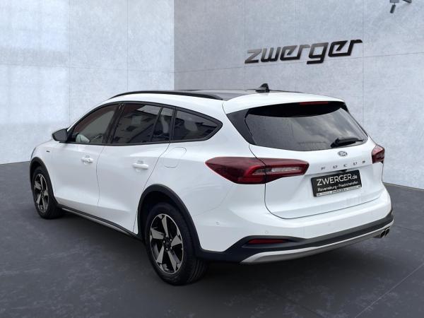 Ford Focus Turnier Active X Pano iACC Navi Kamera LED P